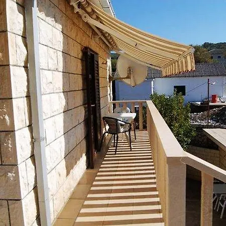 Neda Povlja * Povlja (Brac)