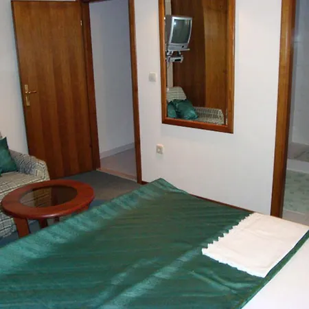 Neda Povlja Appartamento *